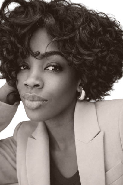 Niyia — Founder, Speaker, Wellness Architect
